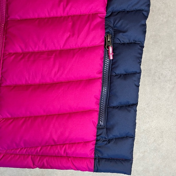 Columbia Fuchsia and Dark Blue Puffer Vest. Omni heat. Large - Picture 4 of 13